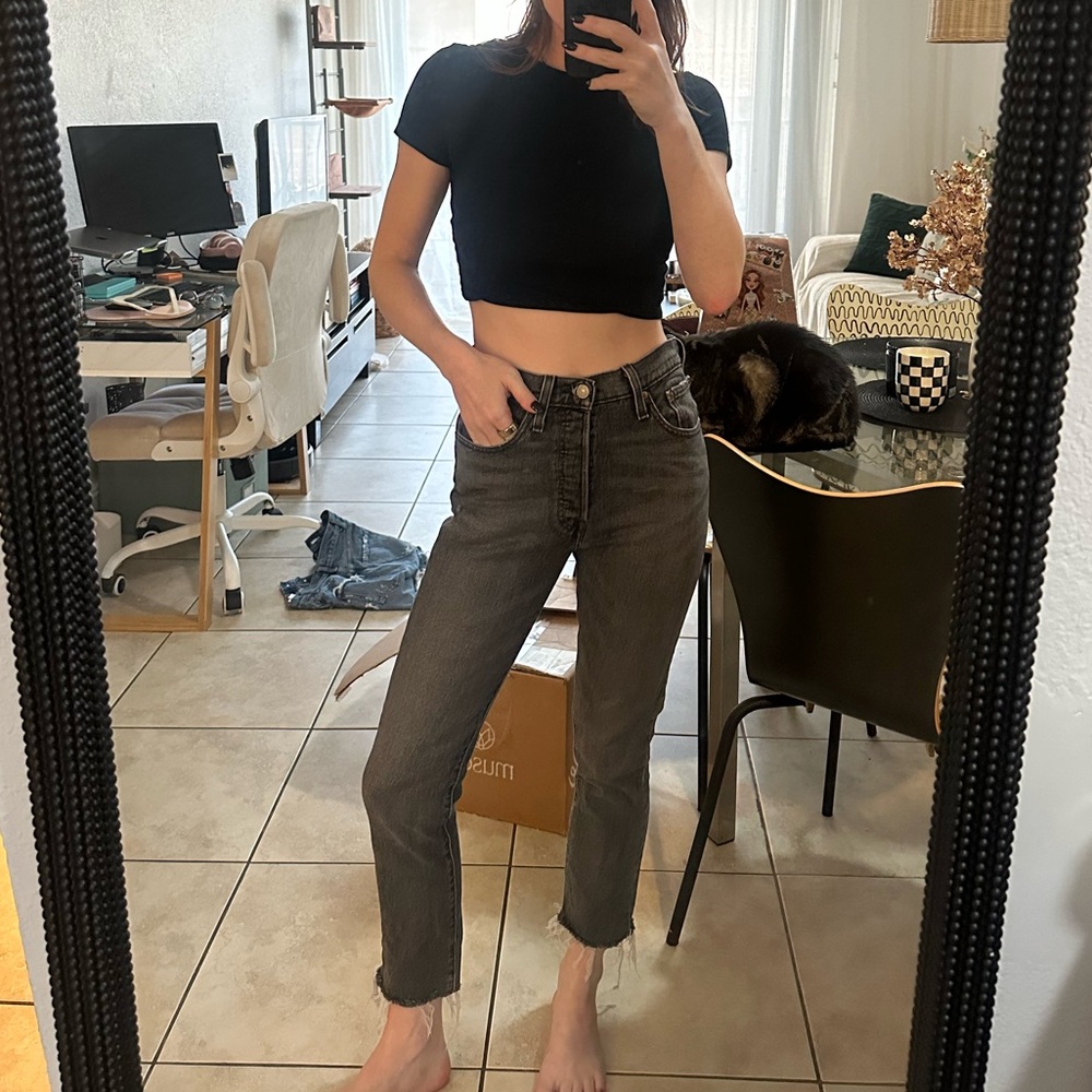 Levi’s 501 S cropped high rise jeans